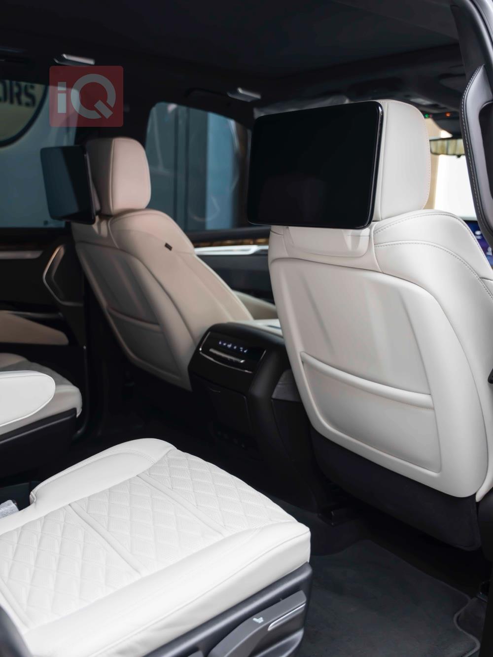 كاديلاك اسكاليد